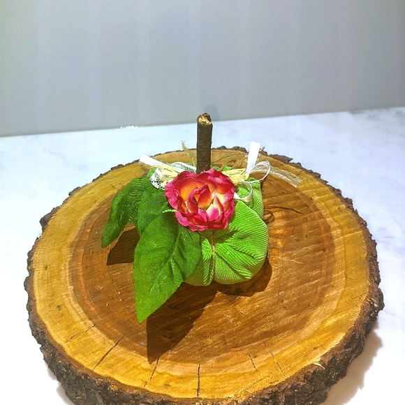 Fabric Pumpkin / Boho Chic Pumpkin / Cottagecore Decor / Fall Decor - Picture 2 of 7